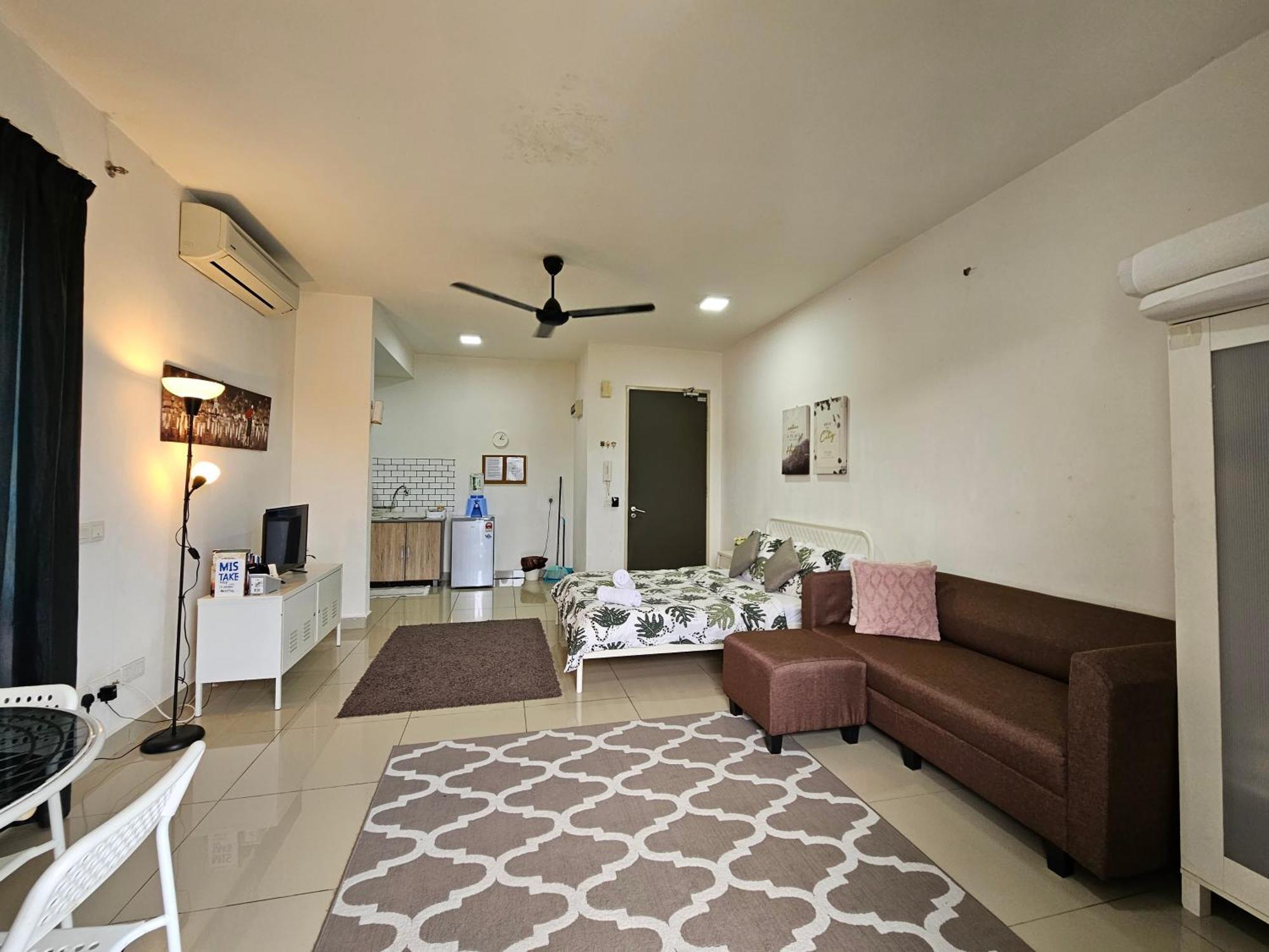 Homestay Urban 360 By La Ritz *